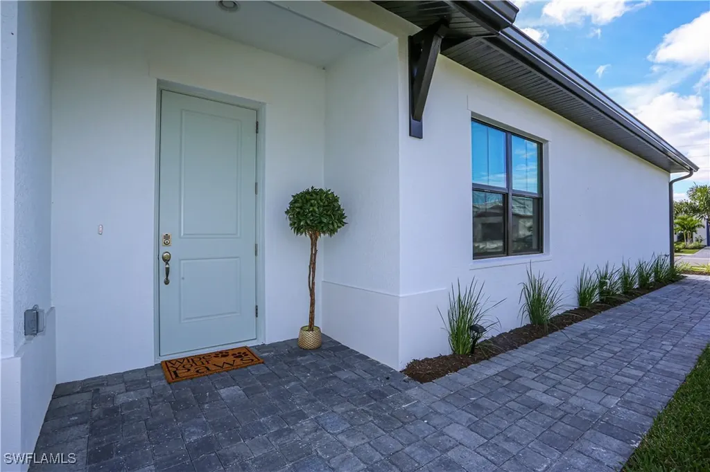 14759 Kingfisher Loop Naples FL 34120