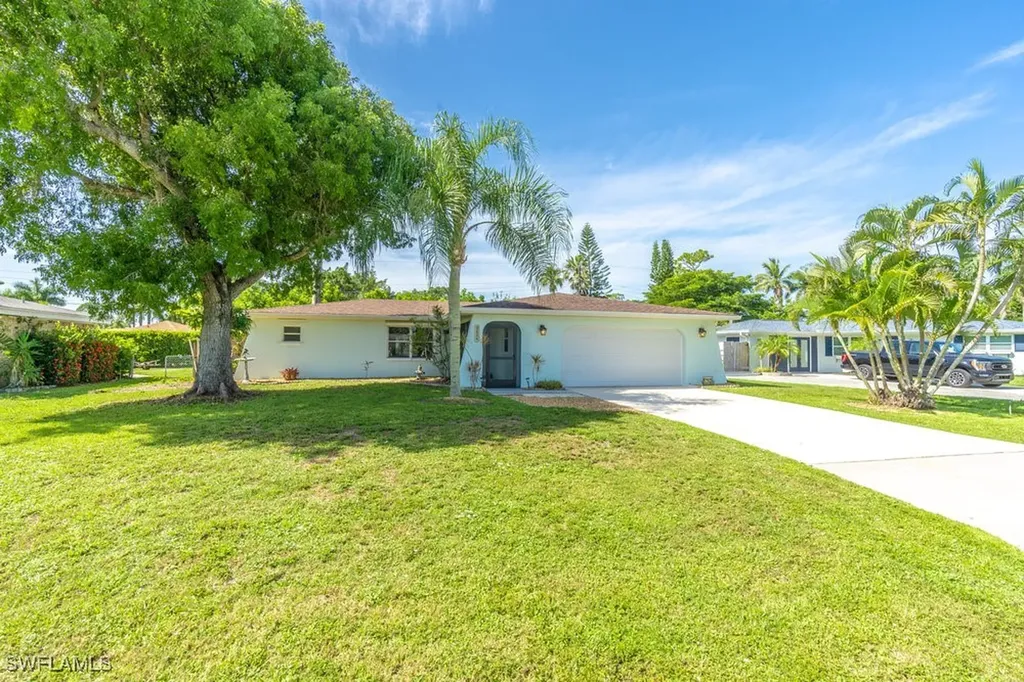 9804 Tonya Court Bonita Springs FL 34135