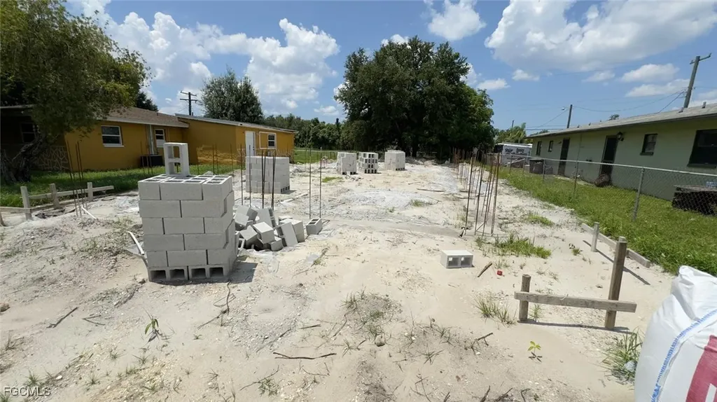 2180 Towles Street Fort Myers FL 33916