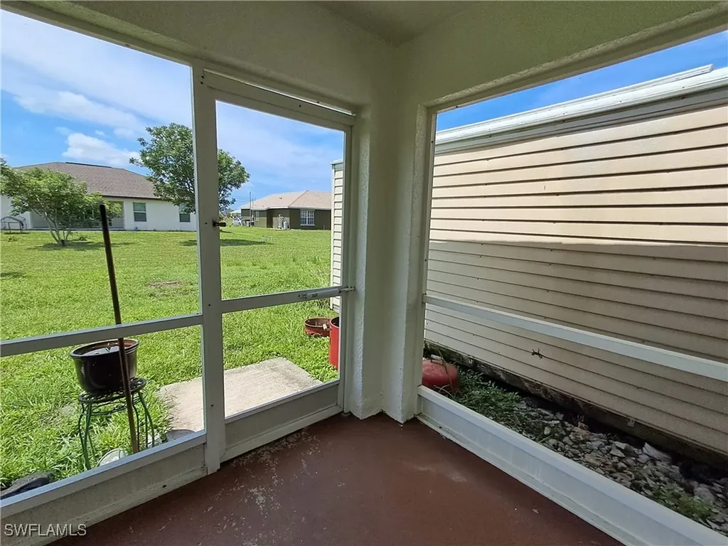 1306 Diplomat Parkway W Cape Coral FL 33993