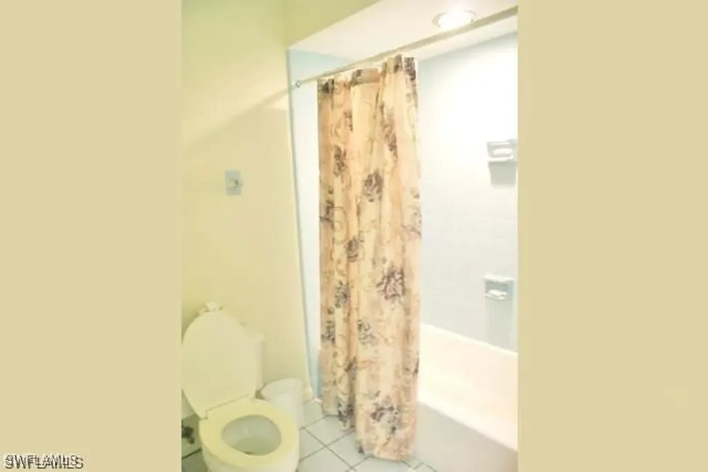 320 Gulf Shore Boulevard S Naples FL 34102-8629