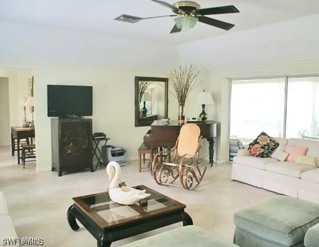 320 Gulf Shore Boulevard S Naples FL 34102-8629