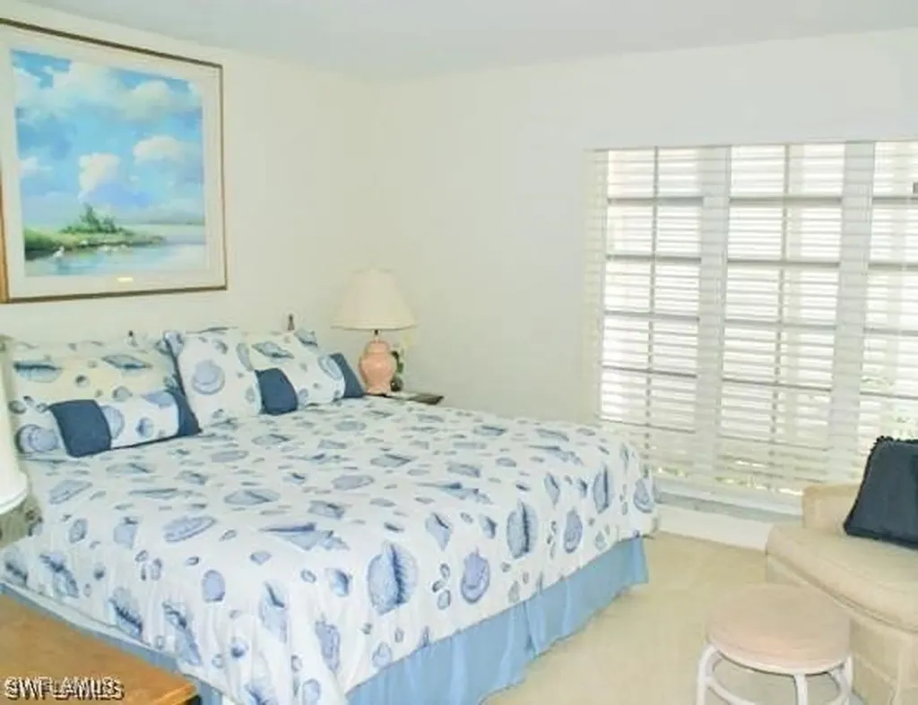 320 Gulf Shore Boulevard S Naples FL 34102-8629