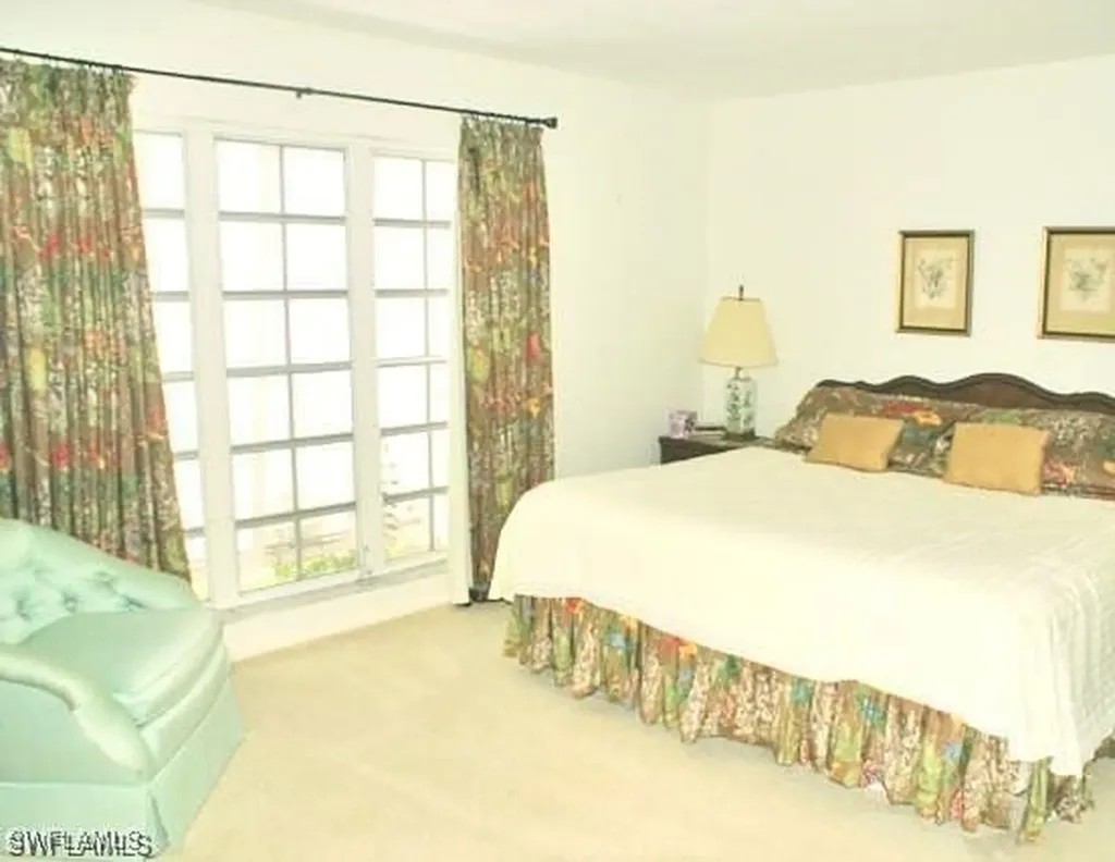 320 Gulf Shore Boulevard S Naples FL 34102-8629