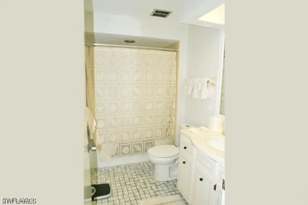 320 Gulf Shore Boulevard S Naples FL 34102-8629