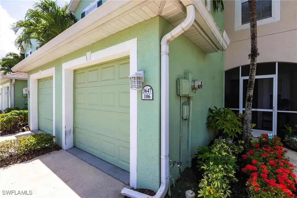 3647 Pine Oak Circle Fort Myers FL 33916