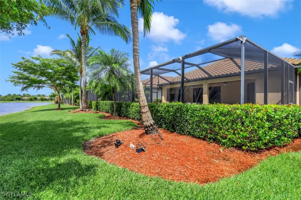 9530 Piacere Way Naples FL 34113