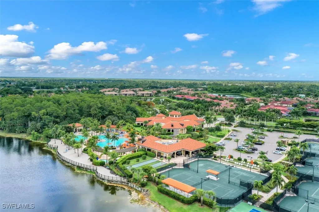9530 Piacere Way Naples FL 34113