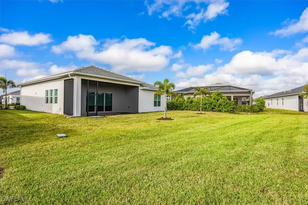 9088 Caicos Way Naples FL 34114