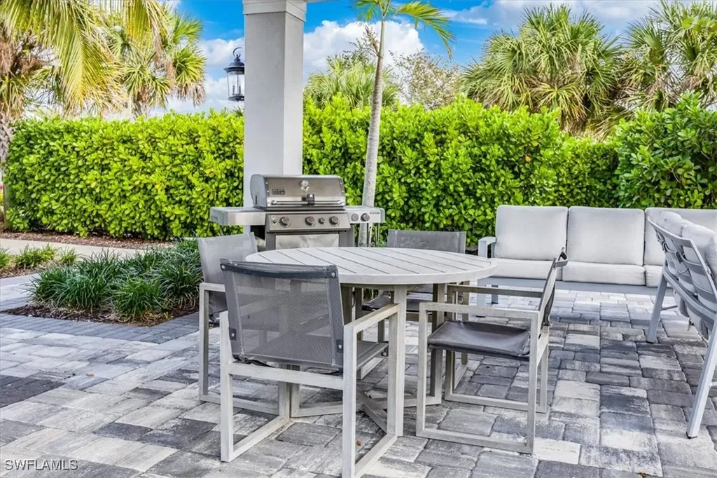9088 Caicos Way Naples FL 34114
