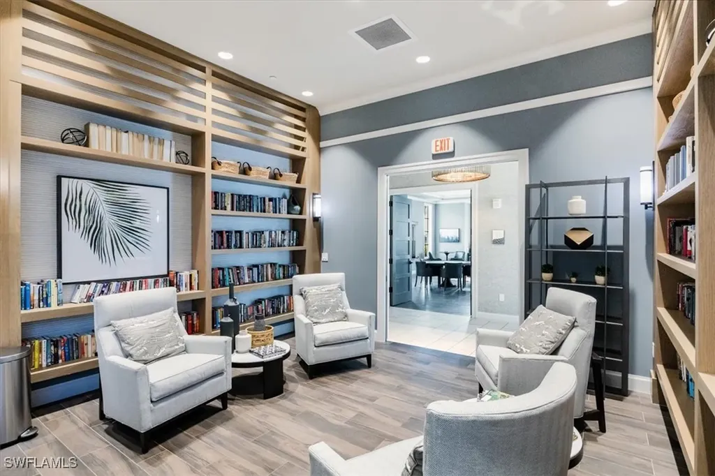 9088 Caicos Way Naples FL 34114