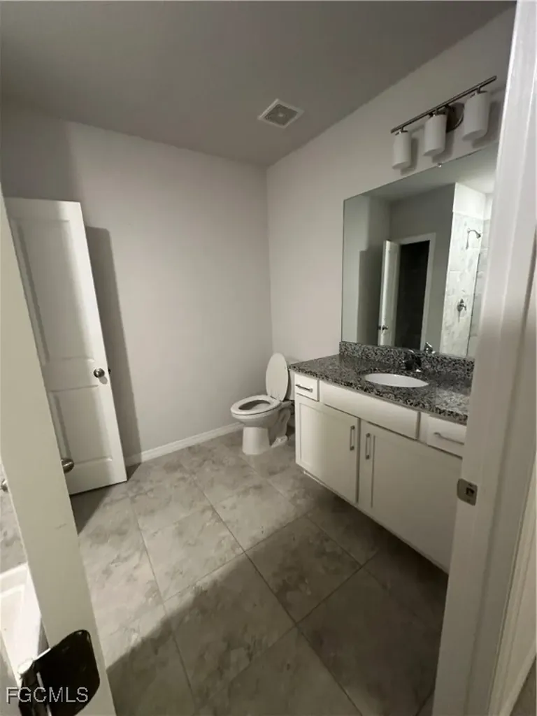 328 Jacaranda Parkway E Cape Coral FL 33909