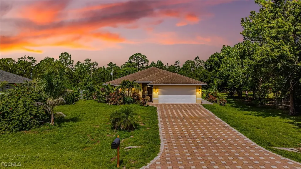 1407 Poinsettia Avenue Lehigh Acres FL 33972