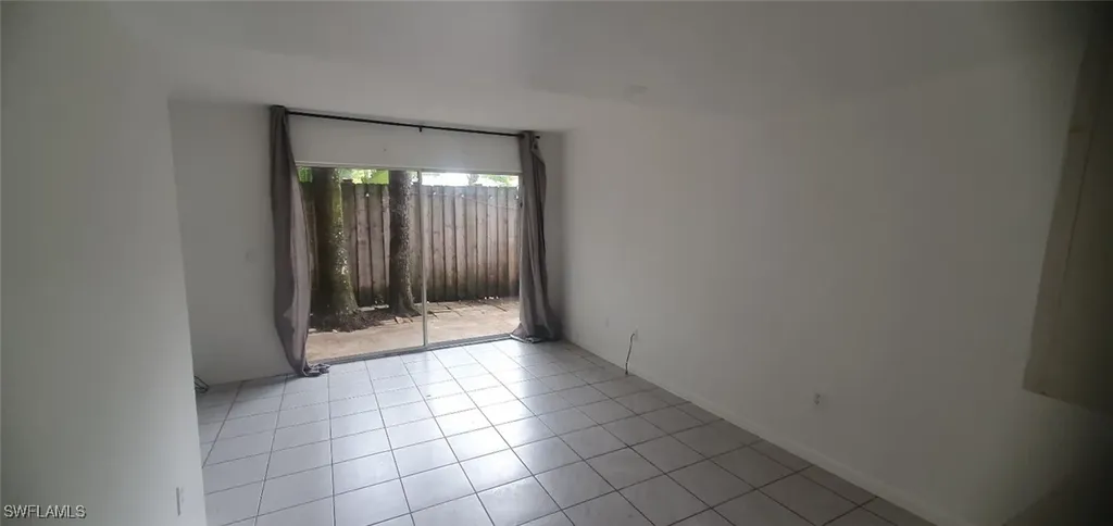 2524 Congress Street Fort Myers FL 33901