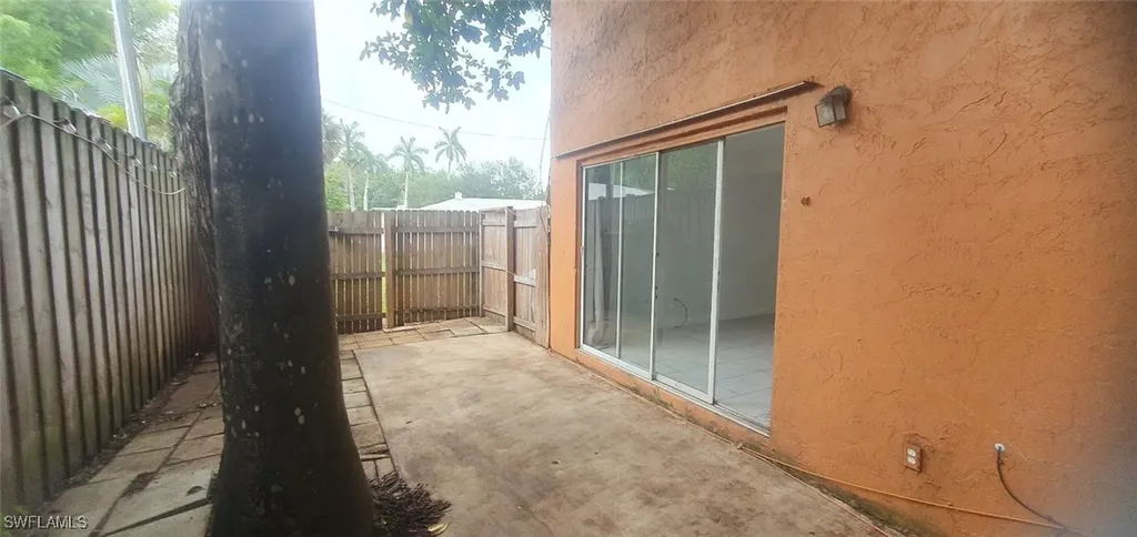 2524 Congress Street Fort Myers FL 33901