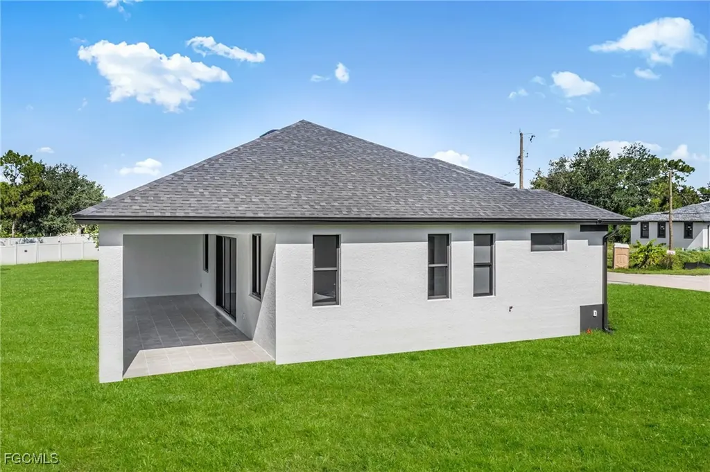 3513 41st Street SW Lehigh Acres FL 33976