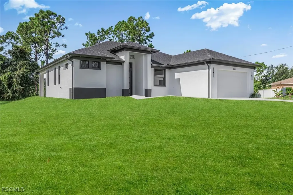3513 41st Street SW Lehigh Acres FL 33976