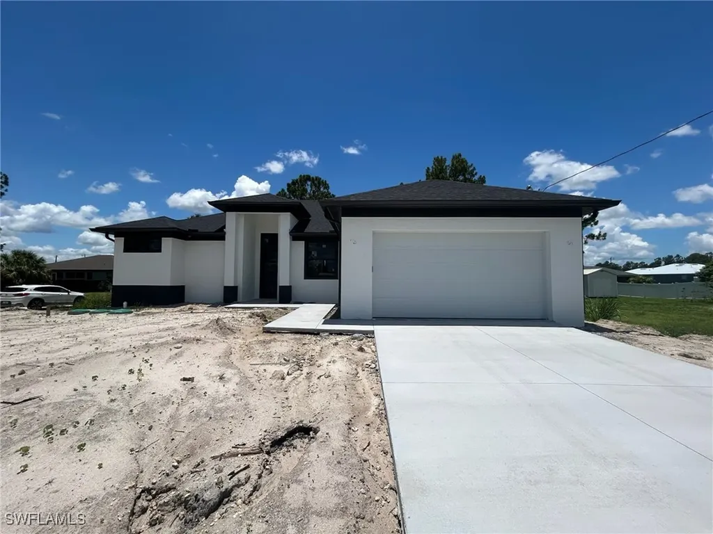 3513 41st Street SW Lehigh Acres FL 33976