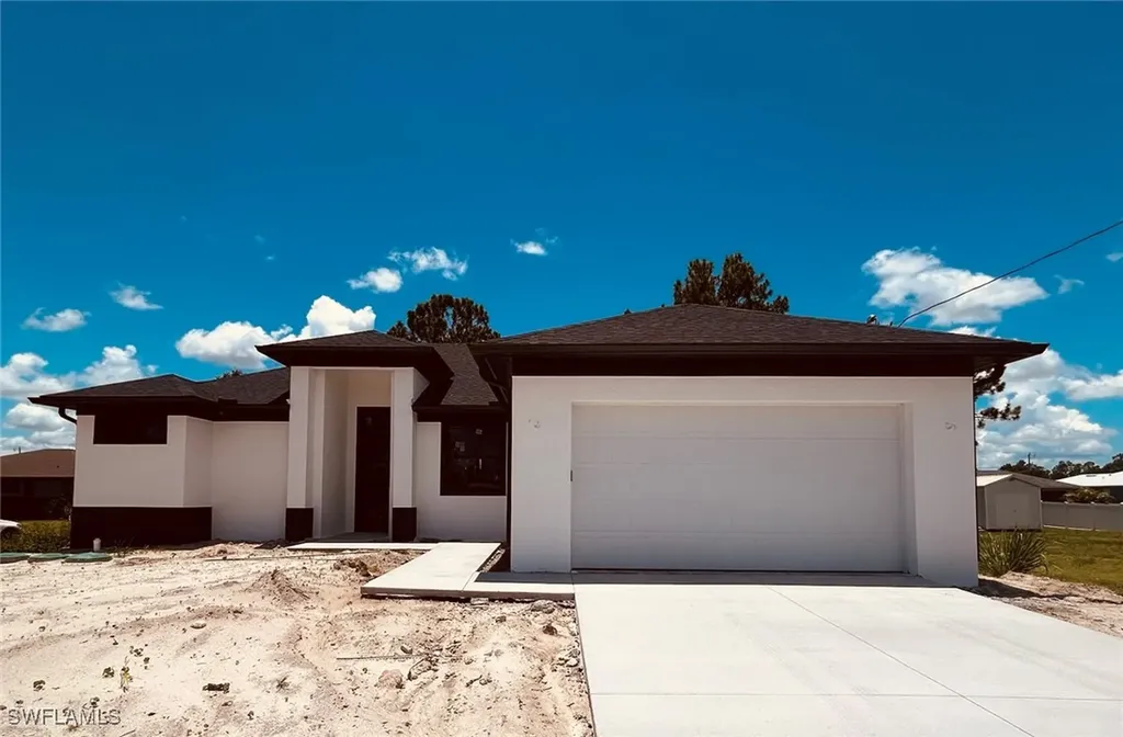 3513 41st Street SW Lehigh Acres FL 33976