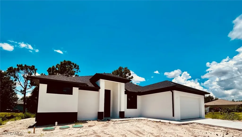 3513 41st Street SW Lehigh Acres FL 33976