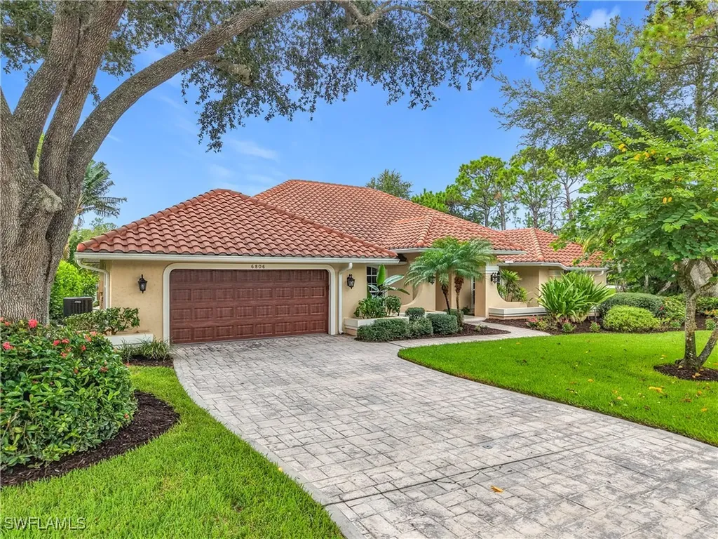 6806 Wellington Drive Naples FL 34109