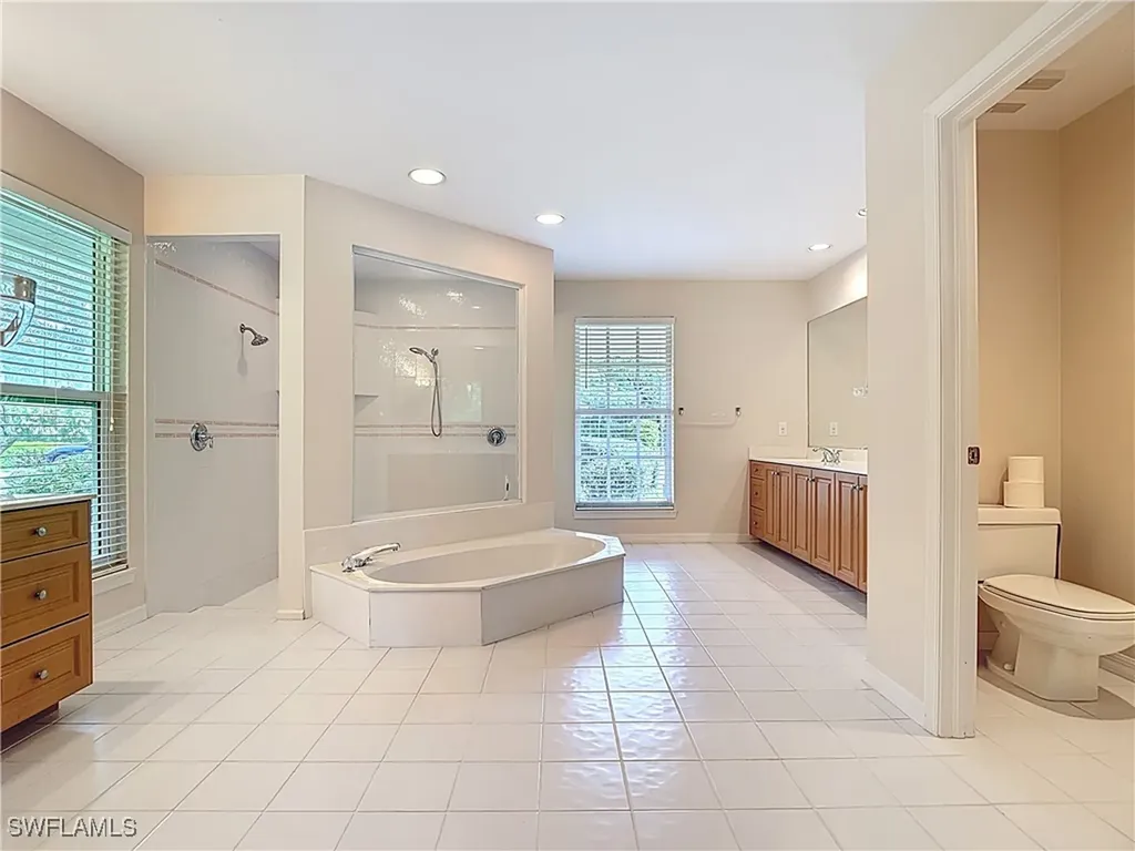 6806 Wellington Drive Naples FL 34109