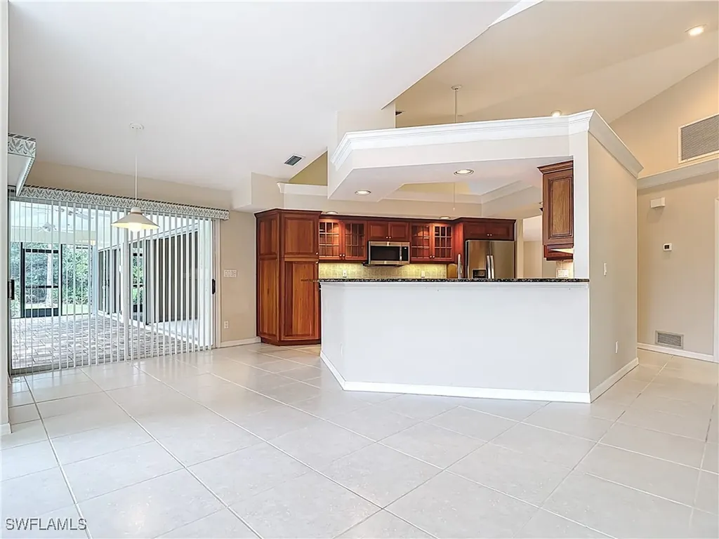 6806 Wellington Drive Naples FL 34109
