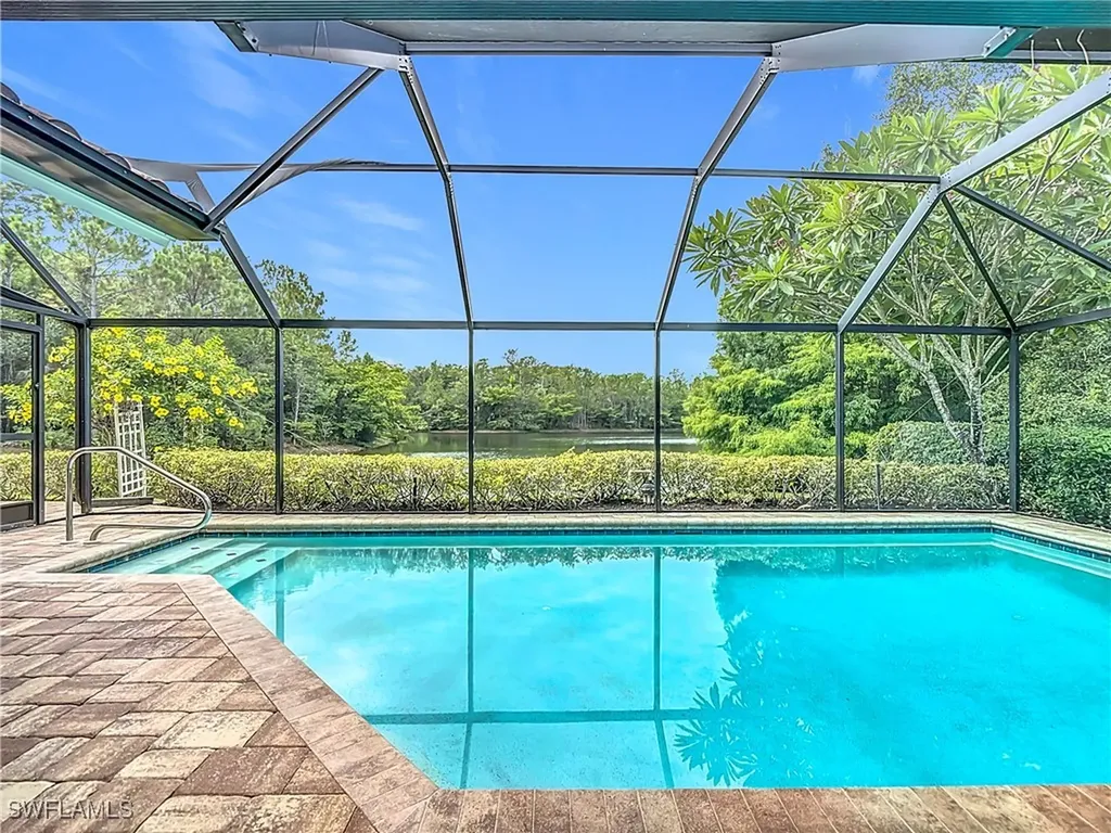 6806 Wellington Drive Naples FL 34109