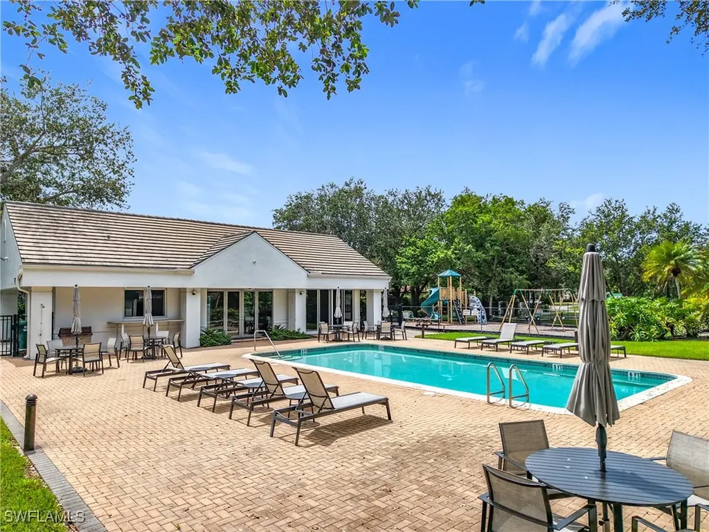 6806 Wellington Drive Naples FL 34109