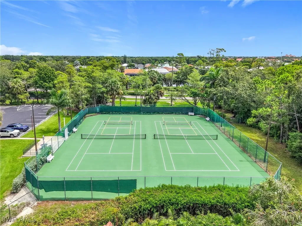 6806 Wellington Drive Naples FL 34109