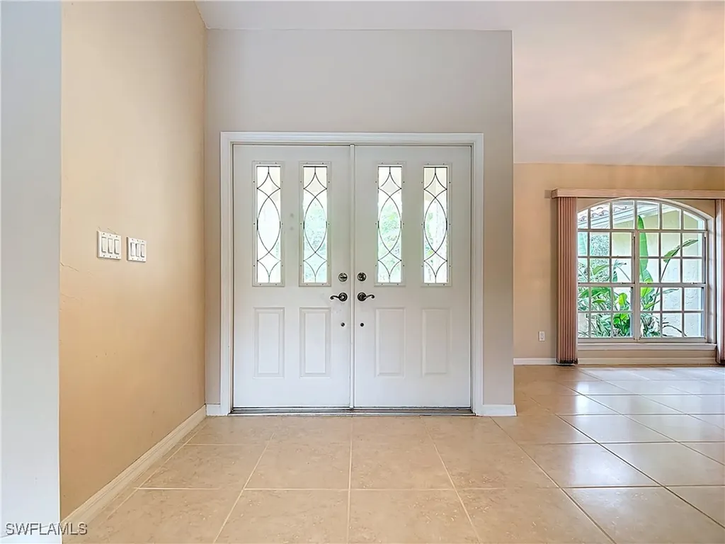 6806 Wellington Drive Naples FL 34109