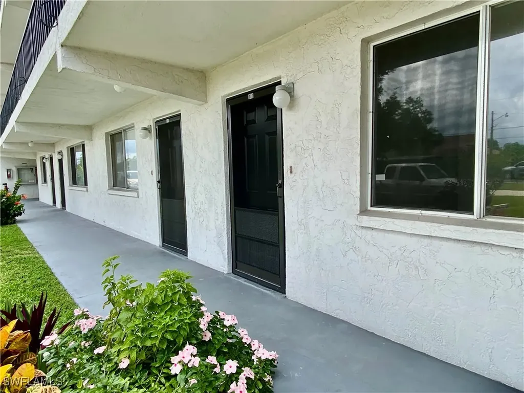 4906 Victoria Drive Cape Coral FL 33904