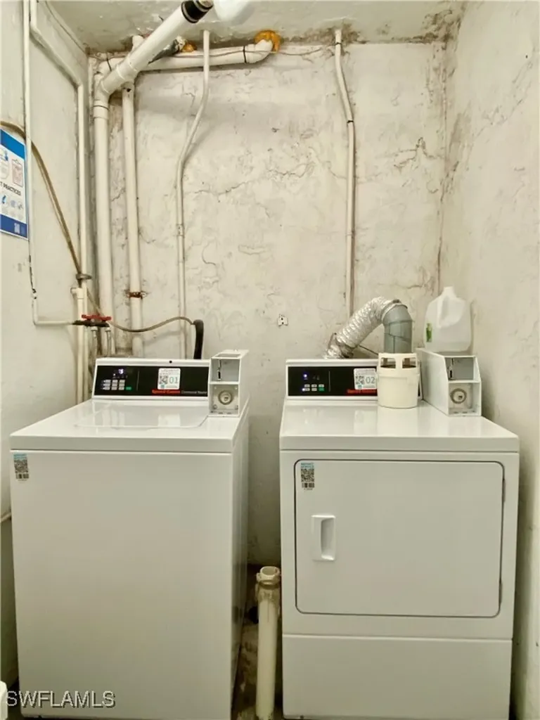 4906 Victoria Drive Cape Coral FL 33904