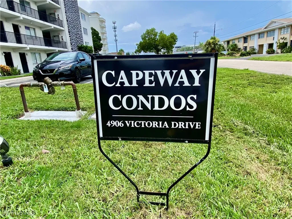 4906 Victoria Drive Cape Coral FL 33904
