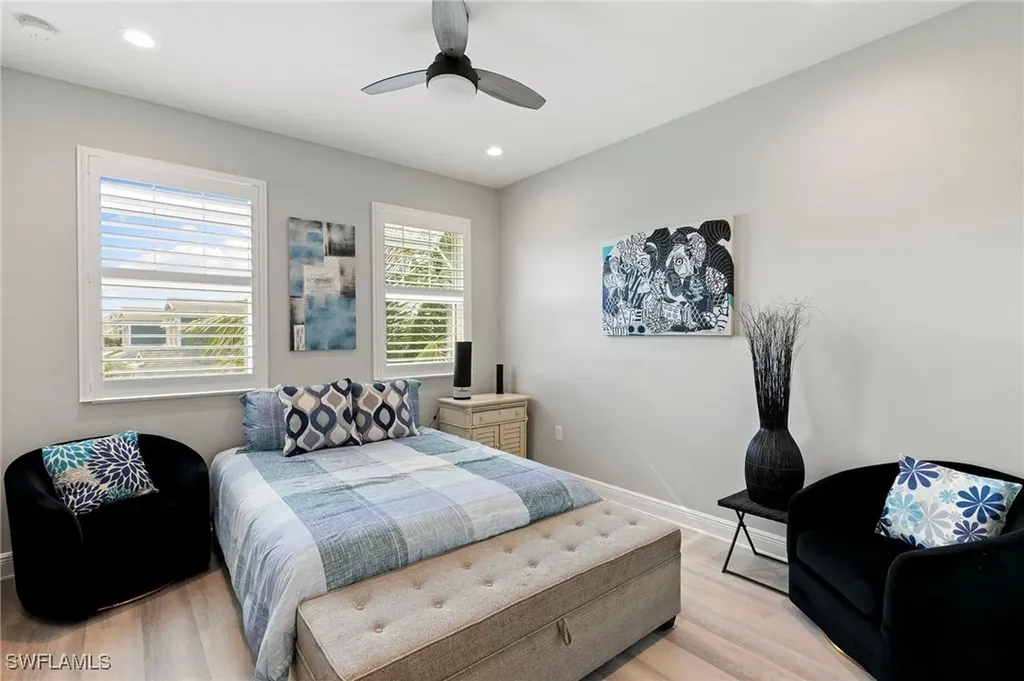 2567 Seychelles Drive Naples FL 34112
