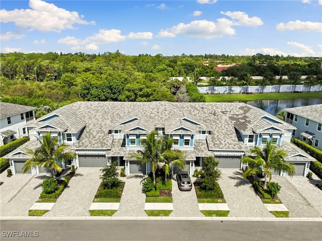 2567 Seychelles Drive Naples FL 34112