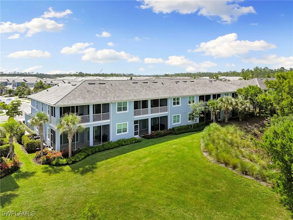 2567 Seychelles Drive Naples FL 34112