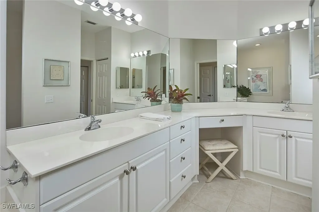 6275 Wilshire Pines Circle Naples FL 34109