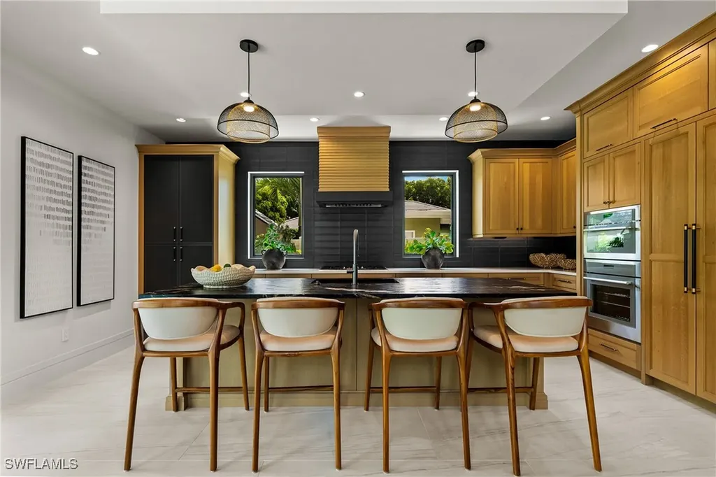 1261 13th Avenue N Naples FL 34102