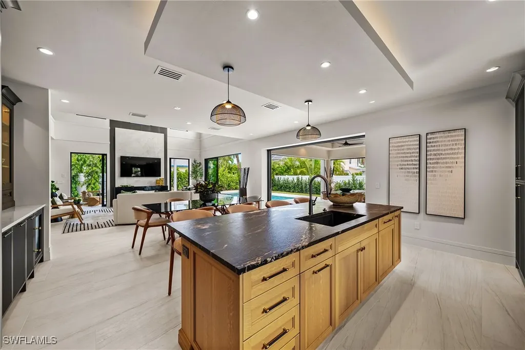 1261 13th Avenue N Naples FL 34102