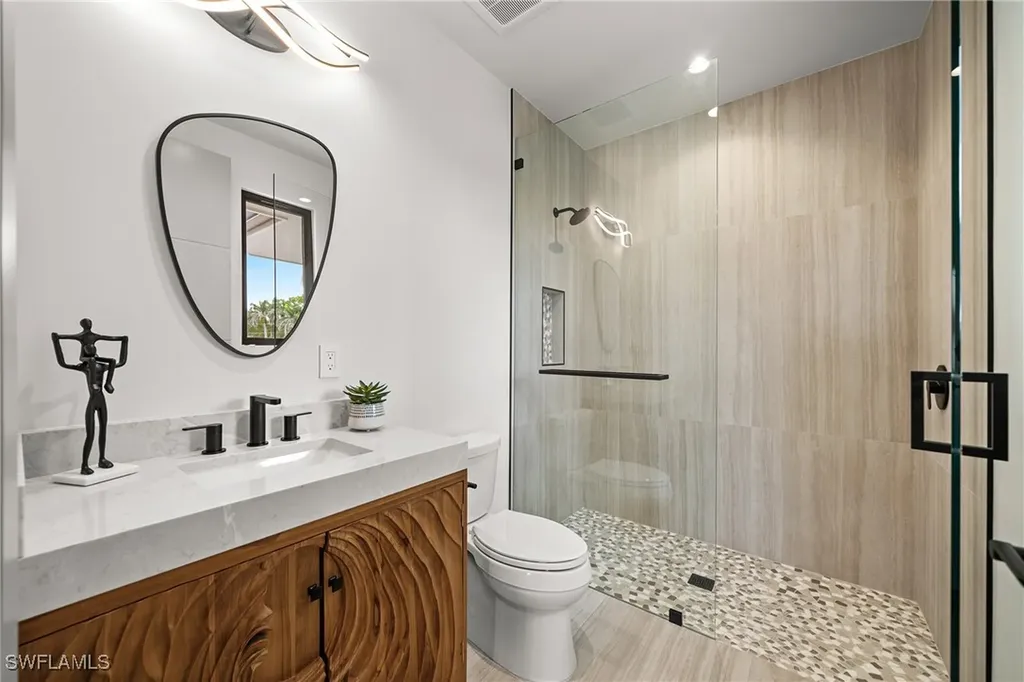 1261 13th Avenue N Naples FL 34102