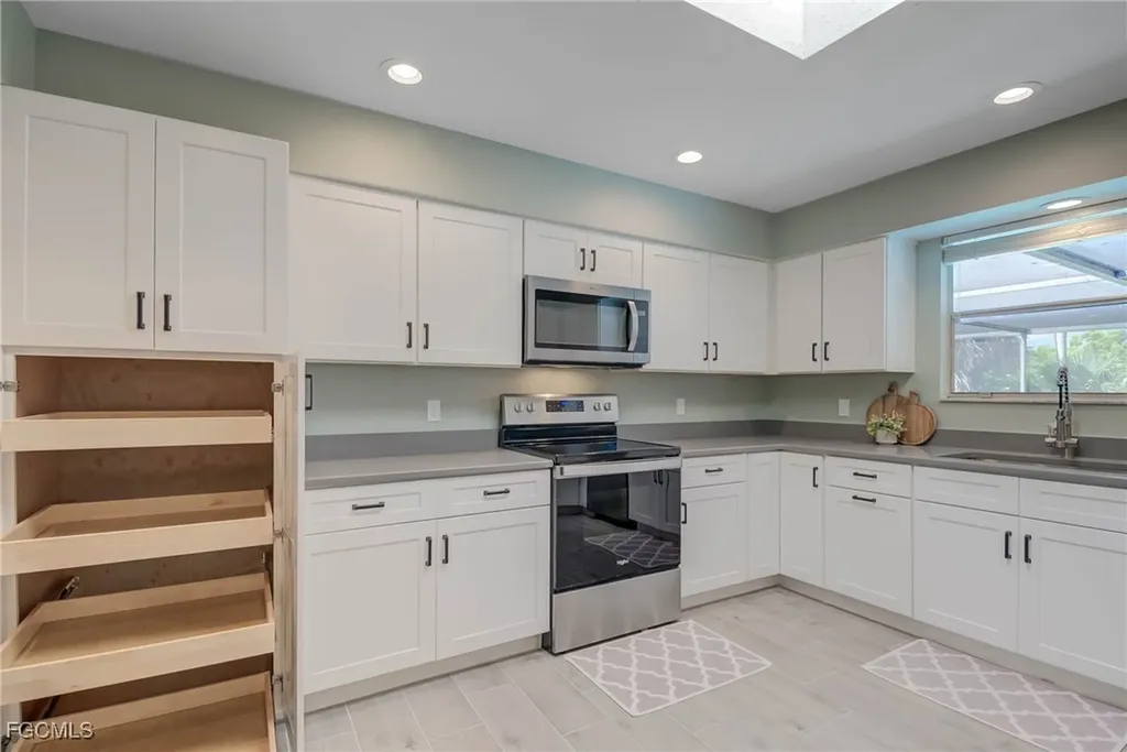 920 Altadena Drive Fort Myers FL 33919