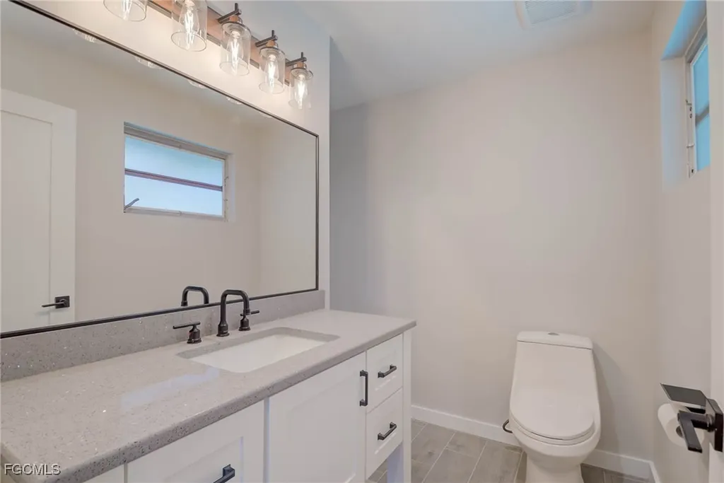 920 Altadena Drive Fort Myers FL 33919