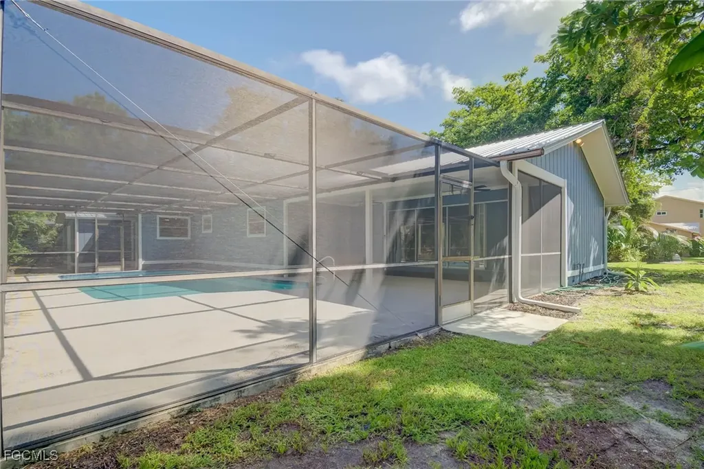 920 Altadena Drive Fort Myers FL 33919