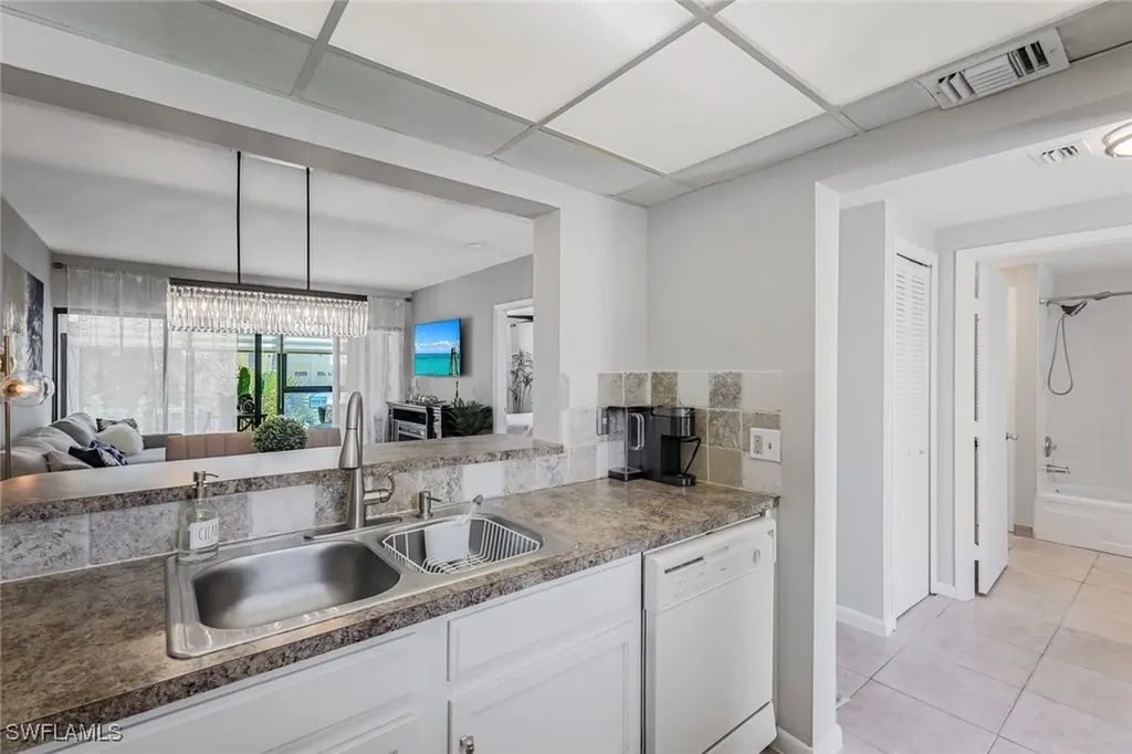 807 River Point Drive Naples FL 34102