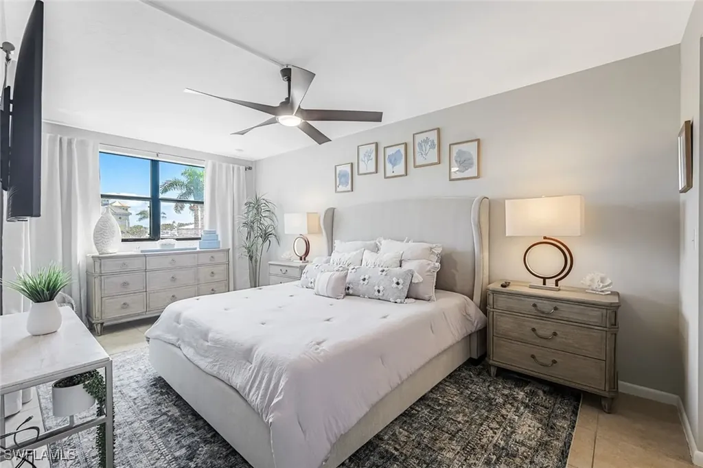 807 River Point Drive Naples FL 34102