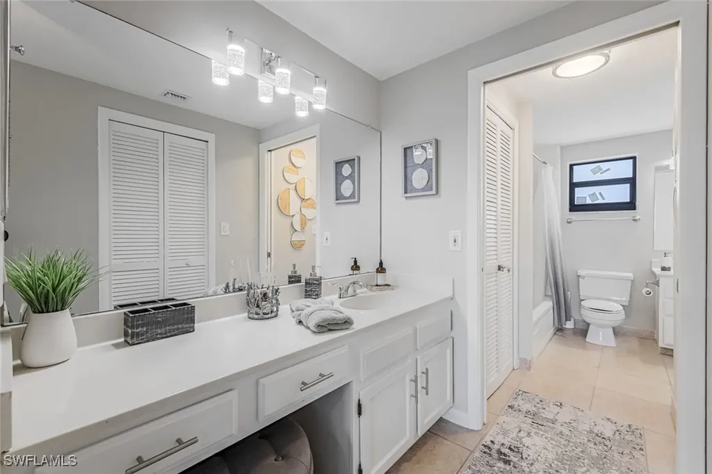 807 River Point Drive Naples FL 34102