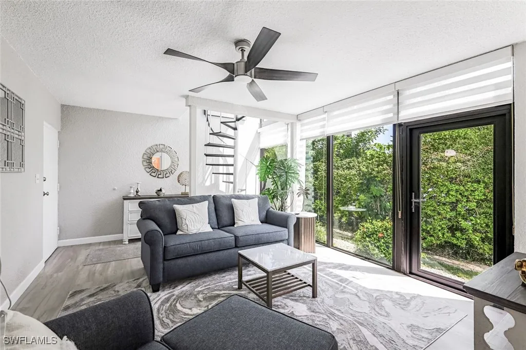 807 River Point Drive Naples FL 34102