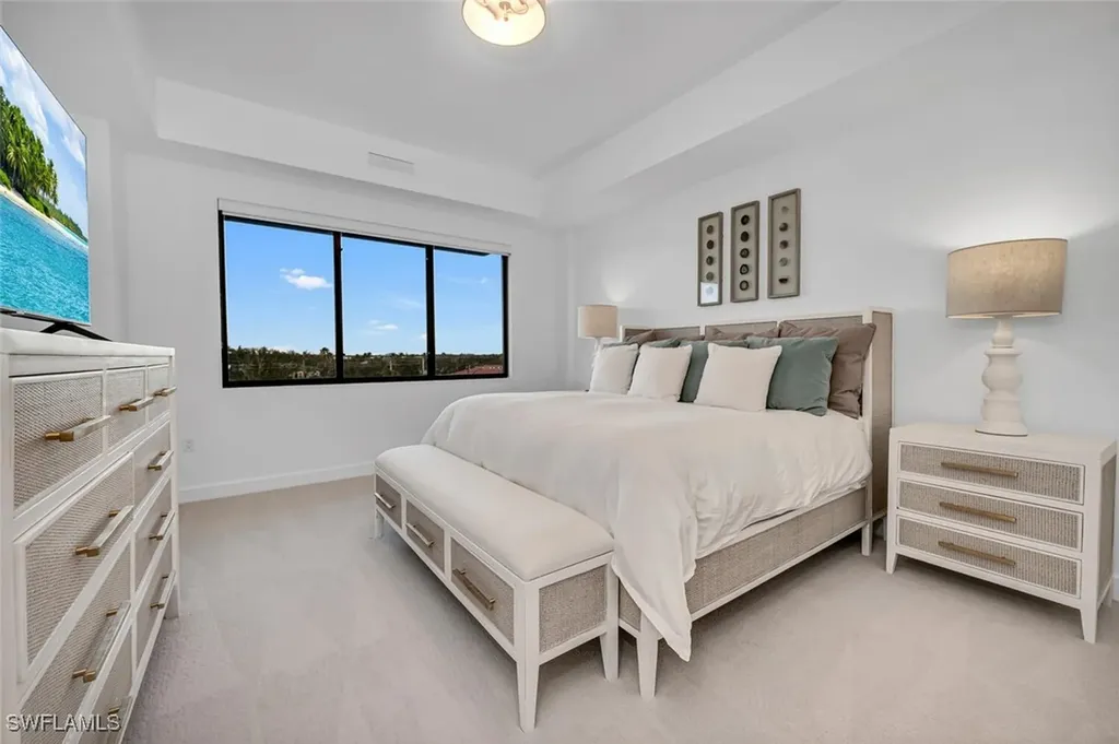 1125 Central Avenue Naples FL 34102