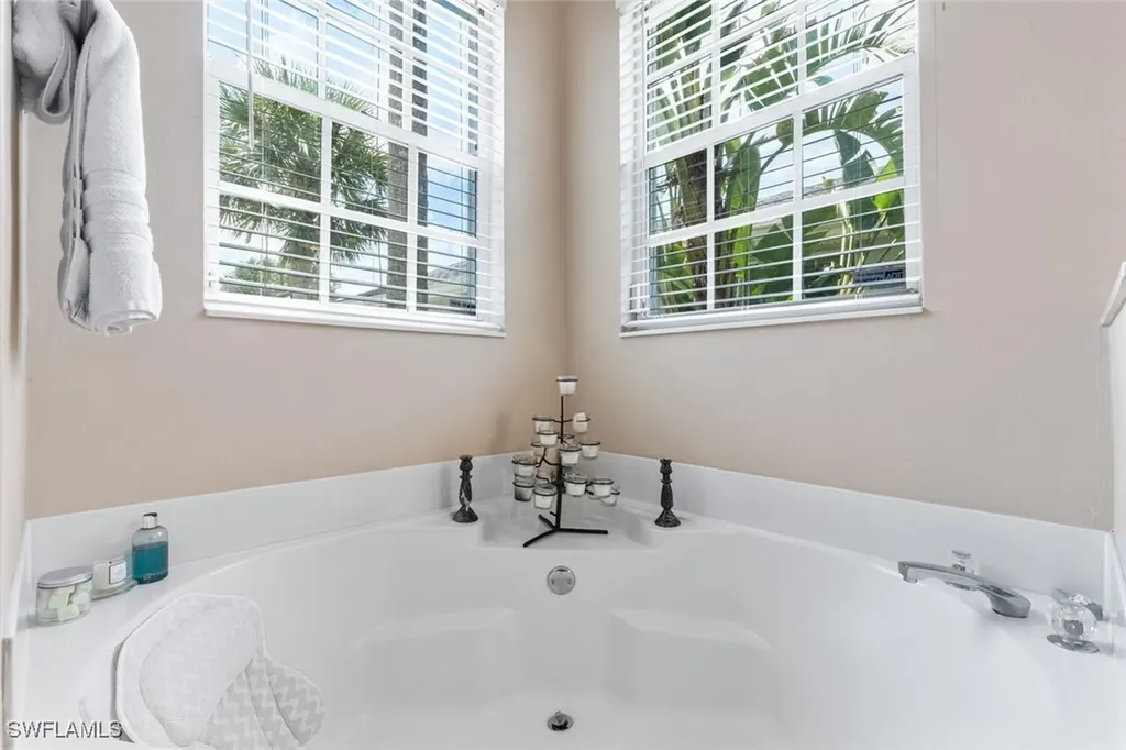 109 Burnt Pine Drive Naples FL 34119